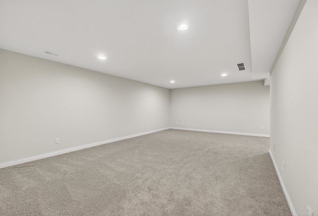 5446 Baraboo Court 5446, Davenport, IA 52804
