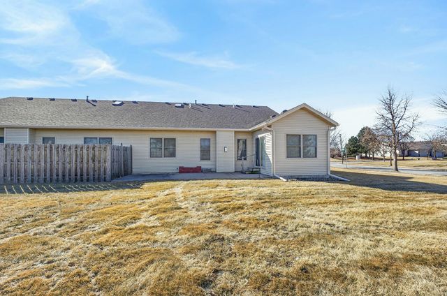 5446 Baraboo Court 5446, Davenport, IA 52804