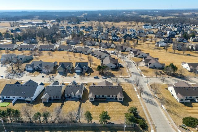5446 Baraboo Court 5446, Davenport, IA 52804