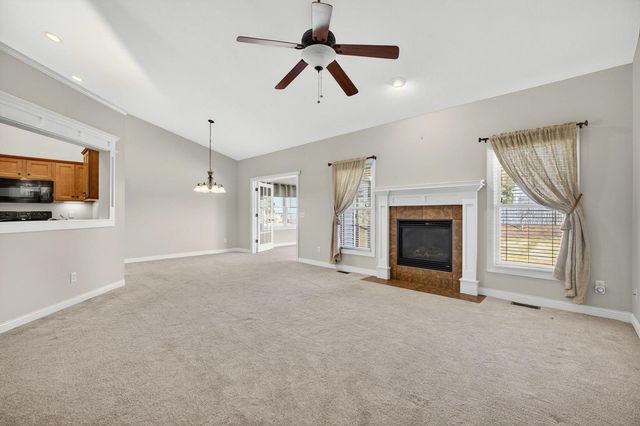 5446 Baraboo Court 5446, Davenport, IA 52804