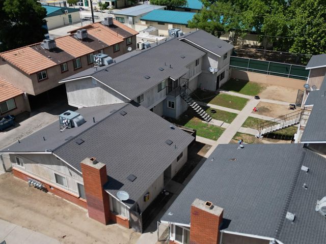 4833 E Lane Avenue, Fresno, CA 93727