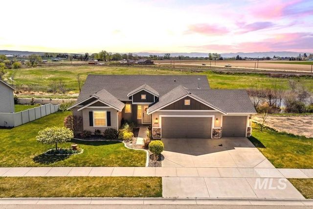 2025 N Thistle Dr, Kuna, ID 83634