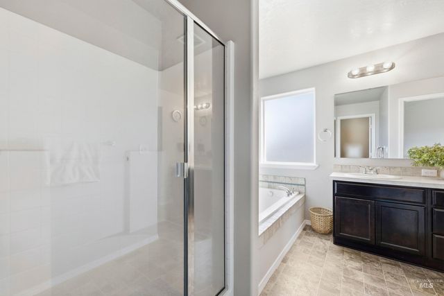 2025 N Thistle Dr, Kuna, ID 83634