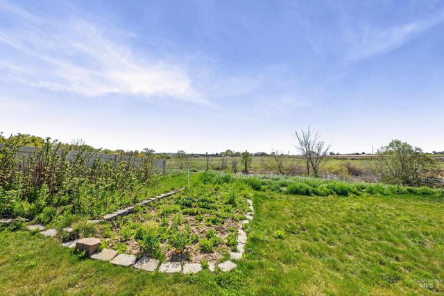 2025 N Thistle Dr, Kuna, ID 83634