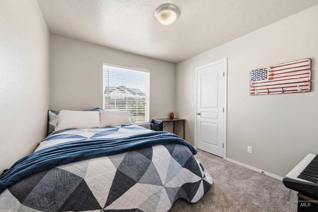 2025 N Thistle Dr, Kuna, ID 83634