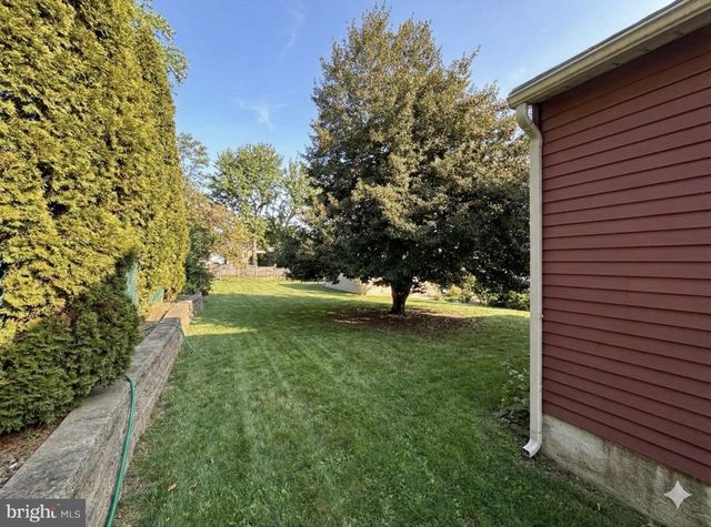 321 ROCKLEDGE AVE, Huntingdon Valley, PA 19006