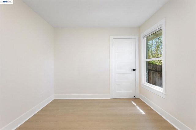 2215 E 29th Street, Oakland, CA 94606