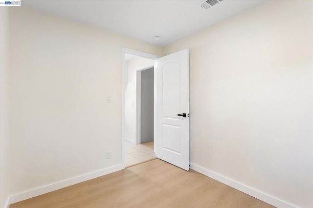 2215 E 29th Street, Oakland, CA 94606