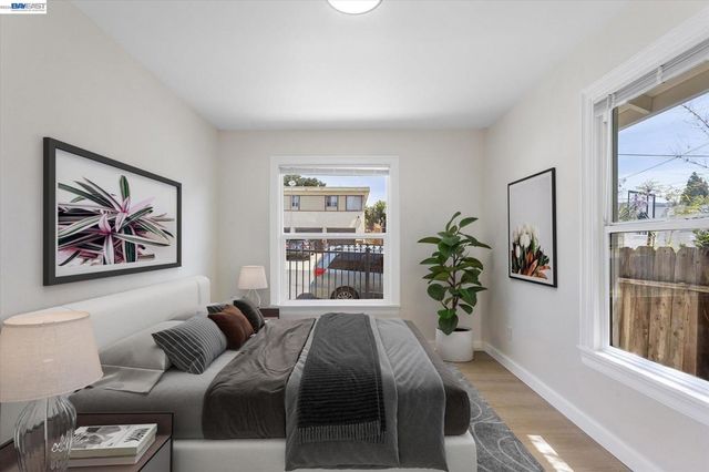 2215 E 29th Street, Oakland, CA 94606