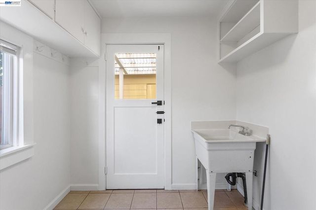 2215 E 29th Street, Oakland, CA 94606