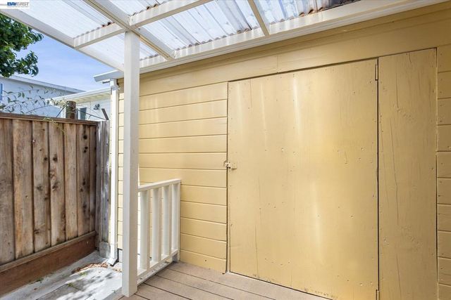 2215 E 29th Street, Oakland, CA 94606