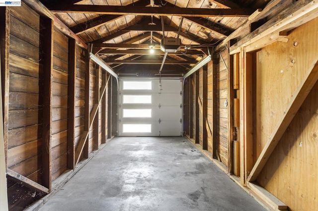 2215 E 29th Street, Oakland, CA 94606