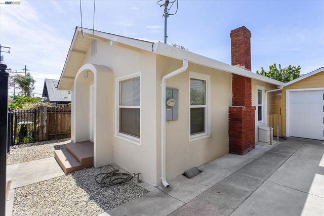 2215 E 29th Street, Oakland, CA 94606