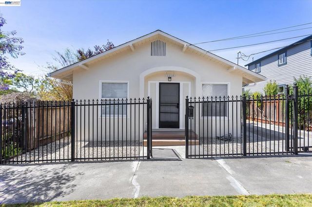 2215 E 29th Street, Oakland, CA 94606