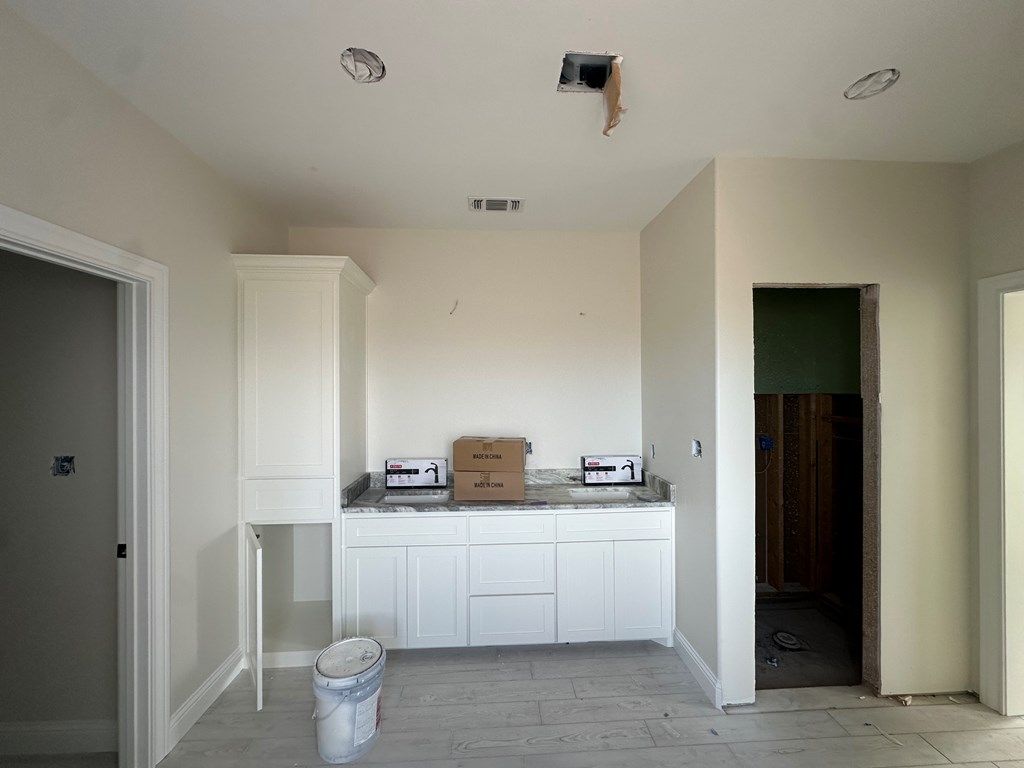 Image 23 of property listing at 9693 Jaguar Trail, San Angelo, TX 76901