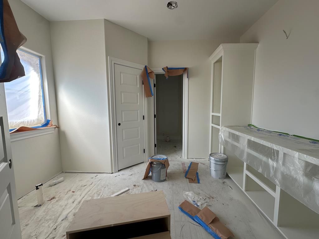 Image 8 of property listing at 9693 Jaguar Trail, San Angelo, TX 76901