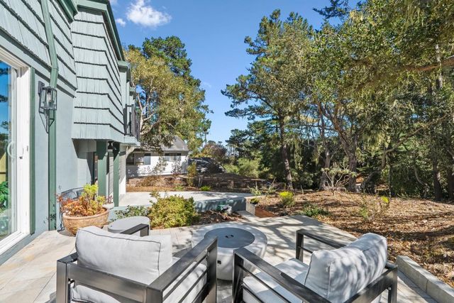 20 Crandall Road, Monterey, CA 93940