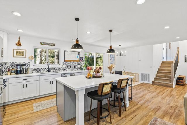20 Crandall Road, Monterey, CA 93940