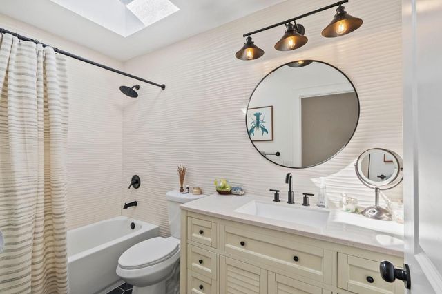 20 Crandall Road, Monterey, CA 93940