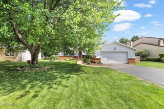 2141 Kingston Drive, Maumee, OH 43537