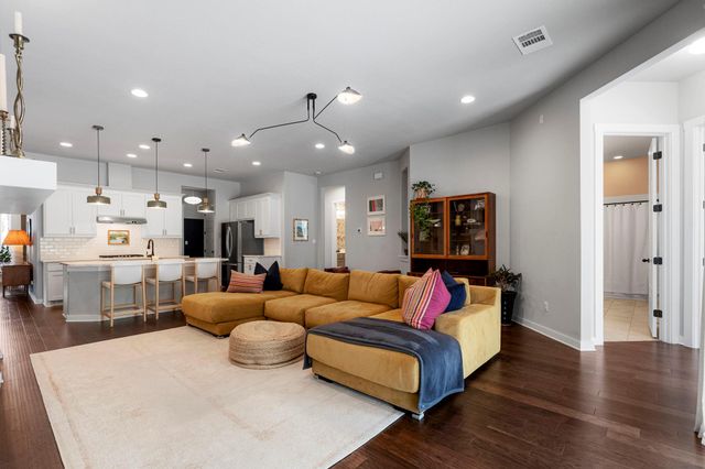 341 Hazy Hills LOOP, Dripping Springs, TX 78620