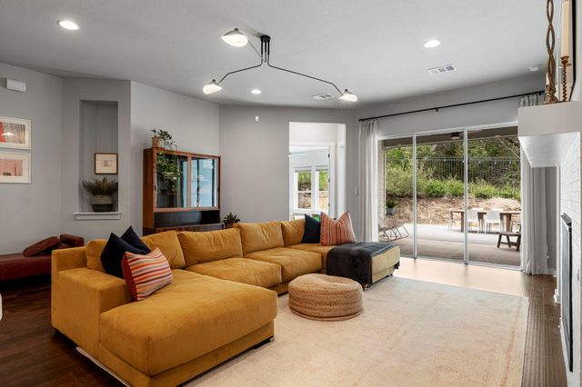 341 Hazy Hills LOOP, Dripping Springs, TX 78620
