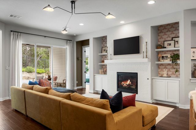 341 Hazy Hills LOOP, Dripping Springs, TX 78620