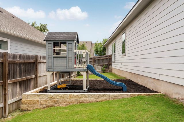 341 Hazy Hills LOOP, Dripping Springs, TX 78620