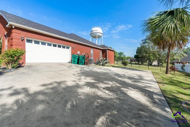 103 Brookshire Way, Warner Robins, GA 31093