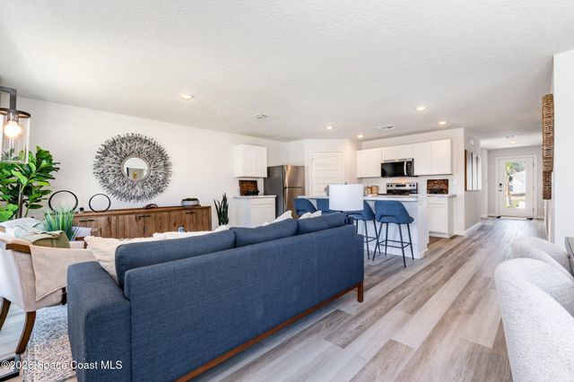 2896 Anjar Avenue SW, Palm Bay, FL 32908