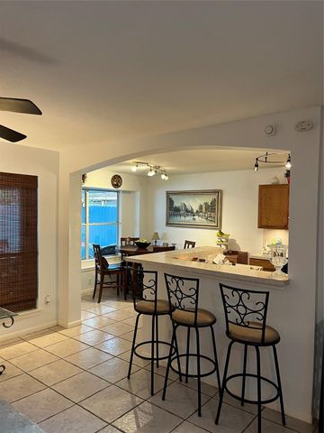 8939 Westbrae Gardens Court, Houston, TX 77031