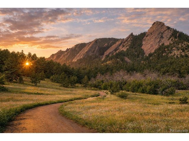 789 15th St, Boulder, CO 80302