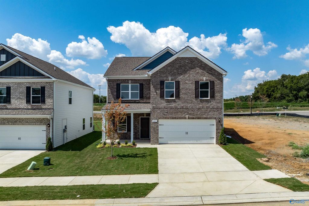140 Mill Valley Way, New Market, AL 35761