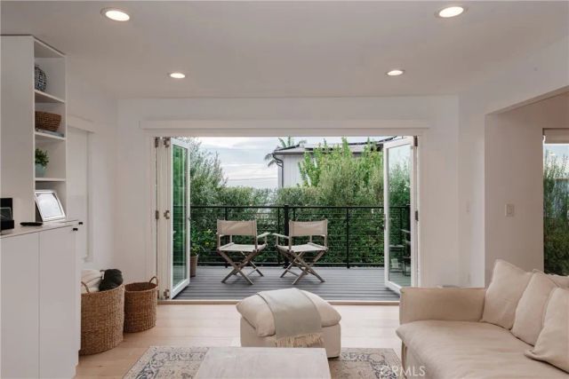 1865 Hillcrest, Hermosa Beach, CA 90254