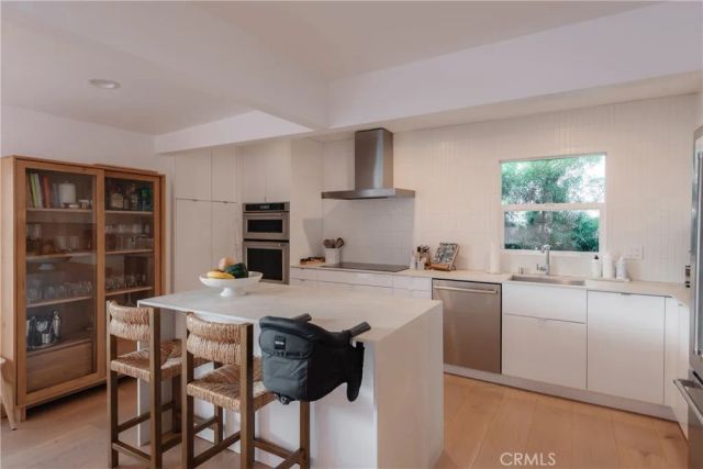 1865 Hillcrest, Hermosa Beach, CA 90254