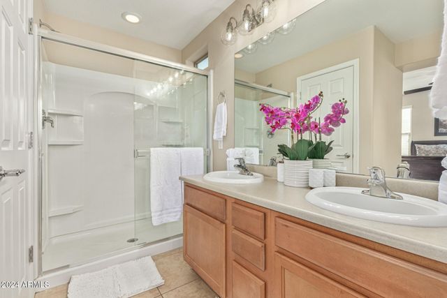 2179 W Scully Drive, Phoenix, AZ 85023