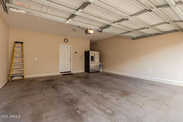 2179 W Scully Drive, Phoenix, AZ 85023