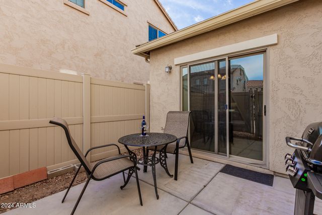 2179 W Scully Drive, Phoenix, AZ 85023