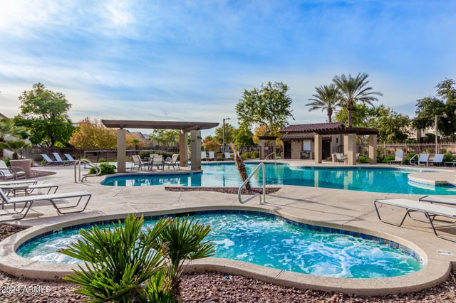 2179 W Scully Drive, Phoenix, AZ 85023