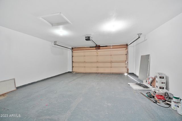 313 S Ocean Drive, Gilbert, AZ 85233