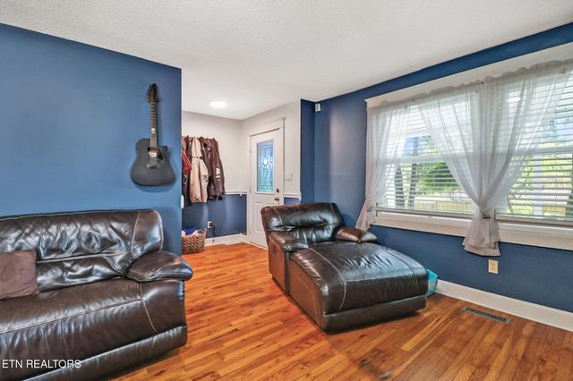 181 Braun St, Crossville, TN 38555