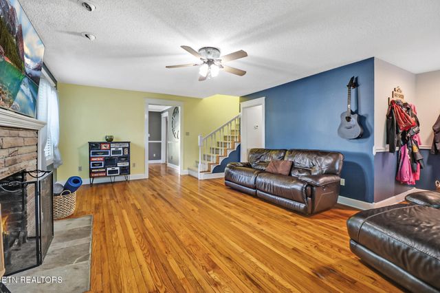 181 Braun St, Crossville, TN 38555