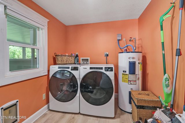 181 Braun St, Crossville, TN 38555