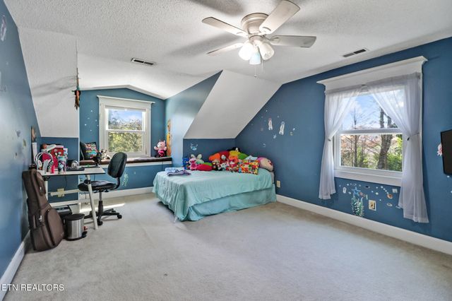 181 Braun St, Crossville, TN 38555