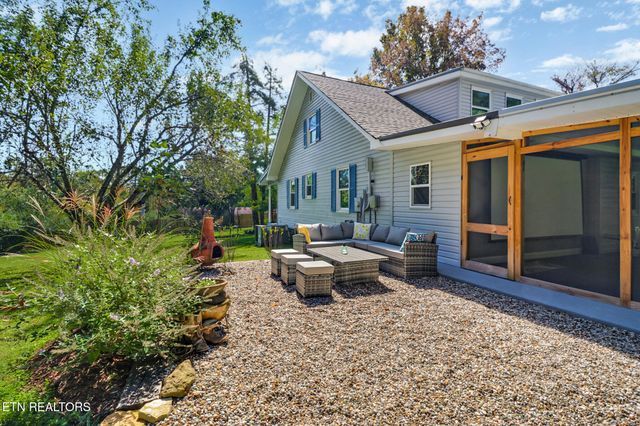 181 Braun St, Crossville, TN 38555