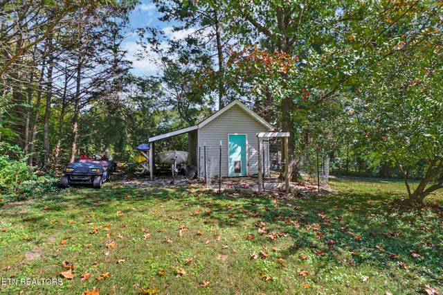 181 Braun St, Crossville, TN 38555