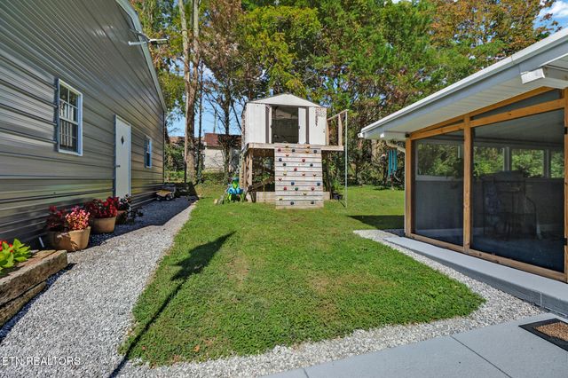 181 Braun St, Crossville, TN 38555