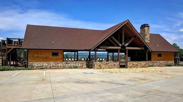 899 Ridge Pointe Way, Blairsville, GA 30512