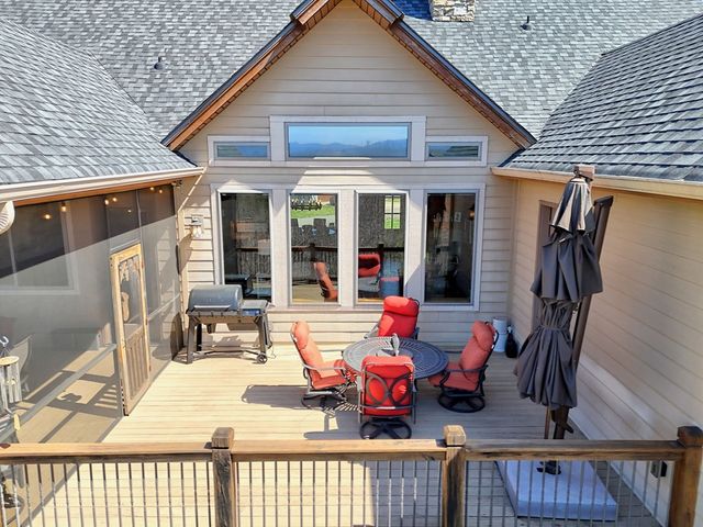 899 Ridge Pointe Way, Blairsville, GA 30512