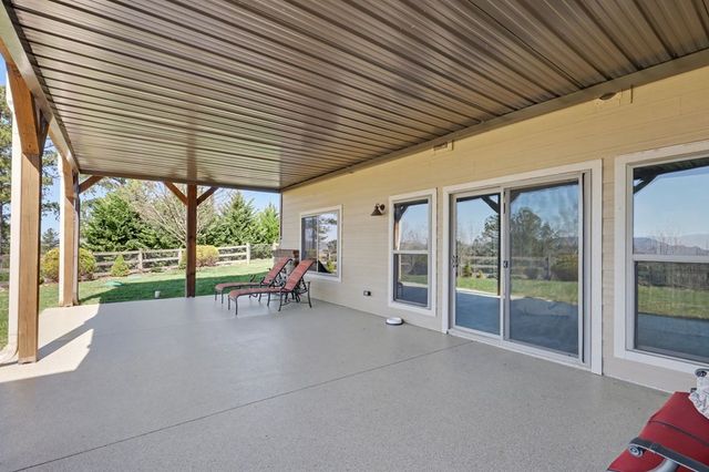 899 Ridge Pointe Way, Blairsville, GA 30512